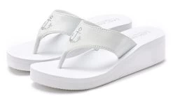 Venice Beach Triangelbikini Epica Met Tie-dye-effect -Beste Bikini Winkel lascana badslippers teenslippers met sleehak en siersteentjes veganistisch wit 1