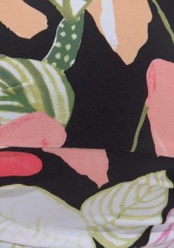 S.Oliver RED LABEL Beachwear Bandeau-bikinitop Herfst Met Een Bloemmotief 21 S.Oliver RED LABEL Beachwear Bandeau-bikinitop Herfst Met Een Bloemmotief -Beste Bikini Winkel soliver red label beachwear bandeau bikinitop herfst met een bloemmotief zwart 9