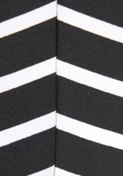 S.Oliver RED LABEL Beachwear Triangel-bikinitop HILL Gestreept 24 S.Oliver RED LABEL Beachwear Triangel-bikinitop HILL Gestreept -Beste Bikini Winkel soliver red label beachwear triangel bikinitop hill gestreept zwart 6