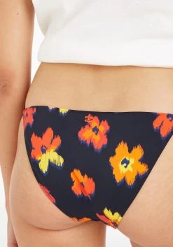 Tommy Hilfiger Swimwear Bikinibroekje TH STRING SIDE TIE BIKINI PRINT 27 Tommy Hilfiger Swimwear Bikinibroekje TH STRING SIDE TIE BIKINI PRINT -Beste Bikini Winkel tommy hilfiger swimwear bikinibroekje th string side tie bikini print 6